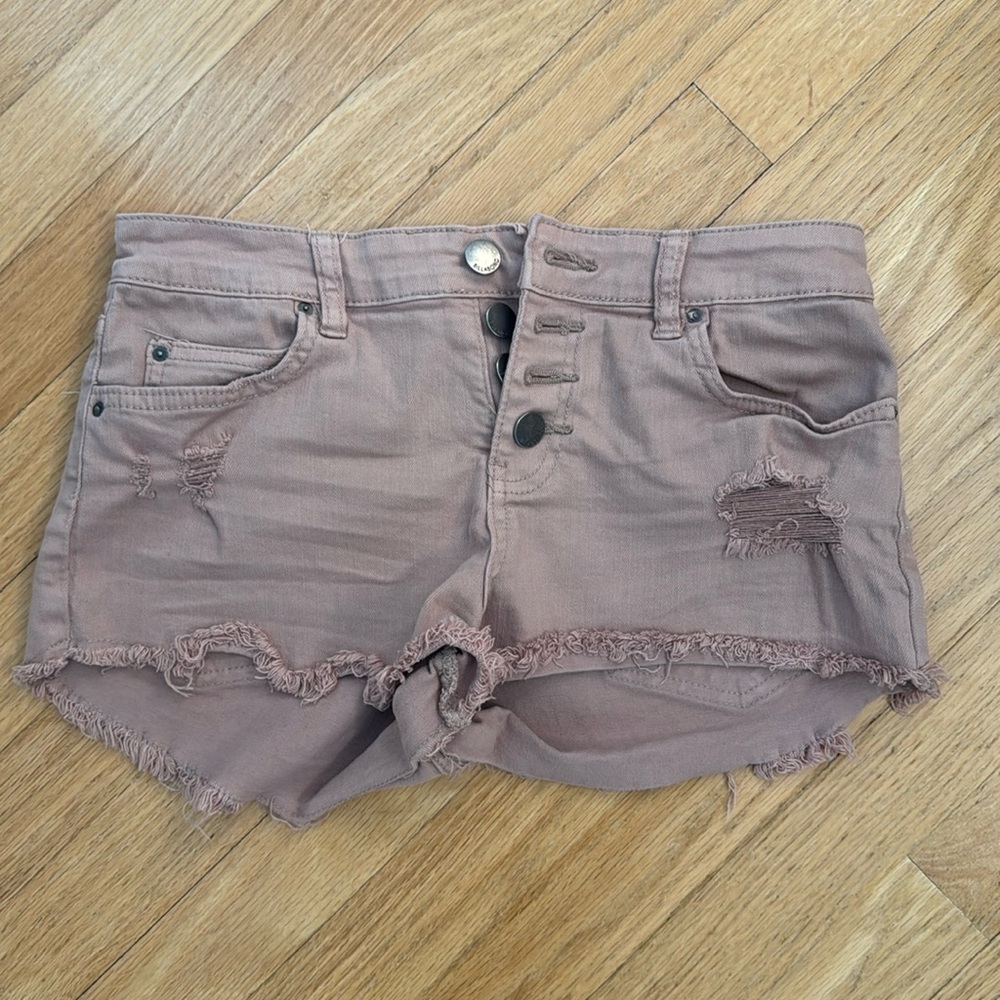Billabong shorts!